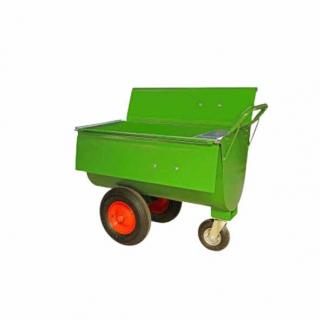 Futterwagen Typ LL 180 m. Mineralb. & Deckel