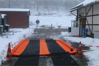 Fahrzeug Desinfektionswanne Large (14 x 3,9 m)